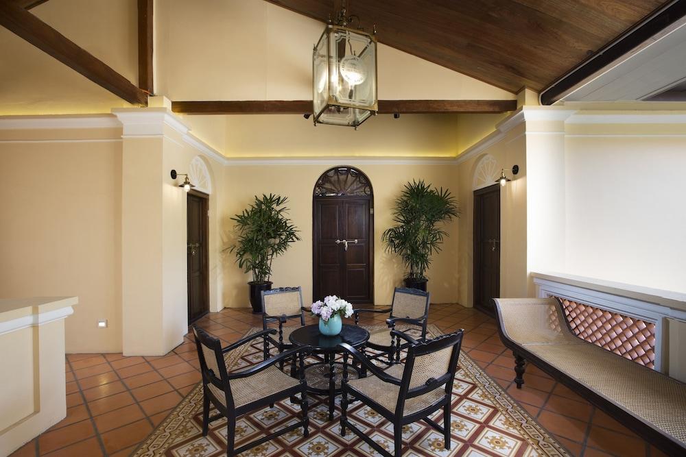 Jawi Peranakan Mansion George Town Bagian luar foto