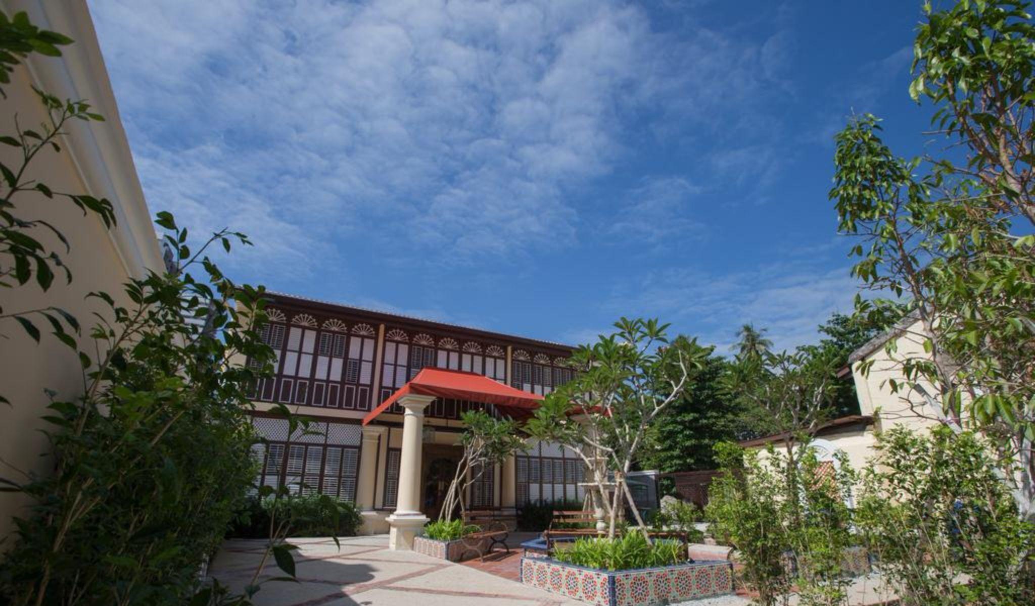 Jawi Peranakan Mansion George Town Bagian luar foto
