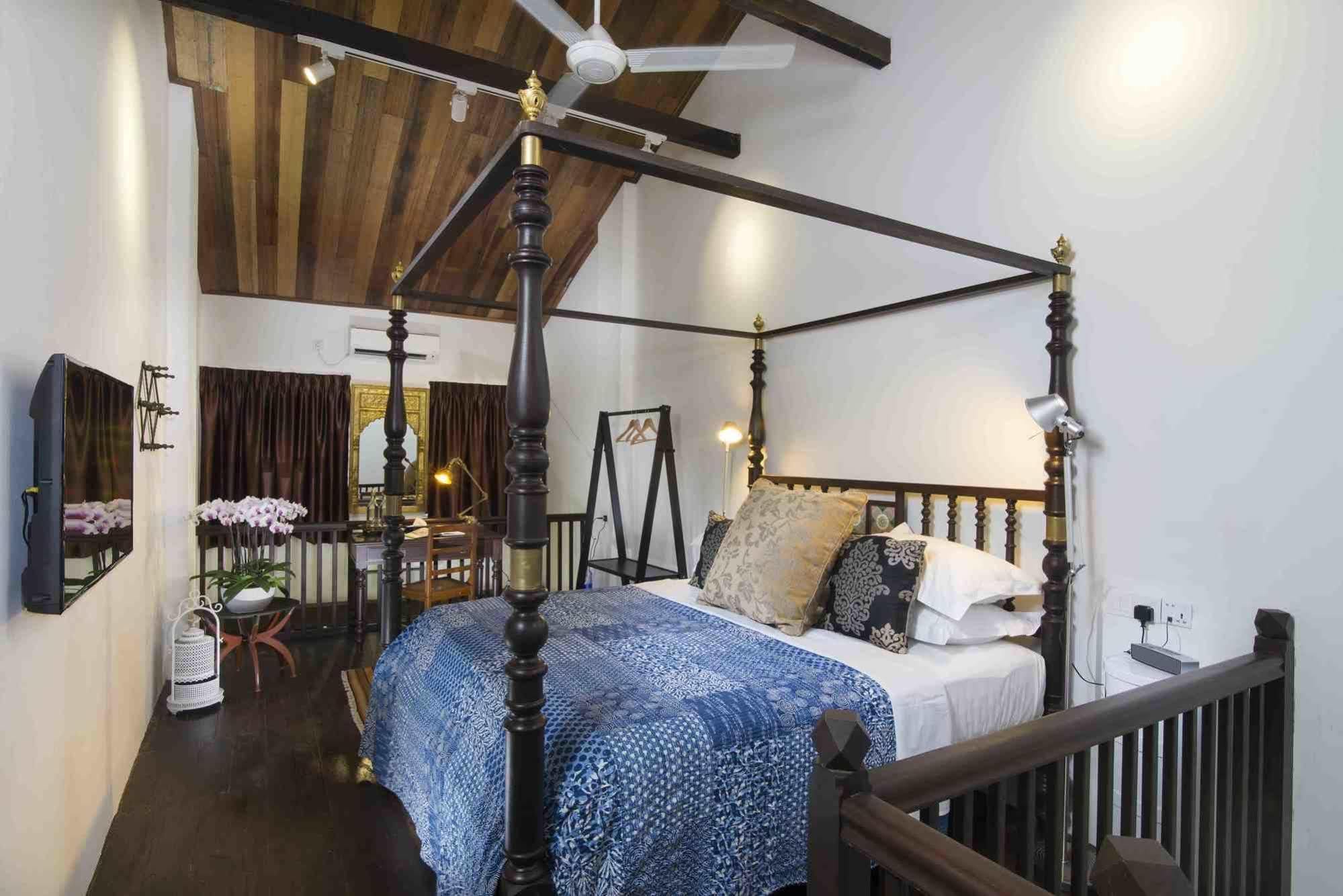Jawi Peranakan Mansion George Town Bagian luar foto