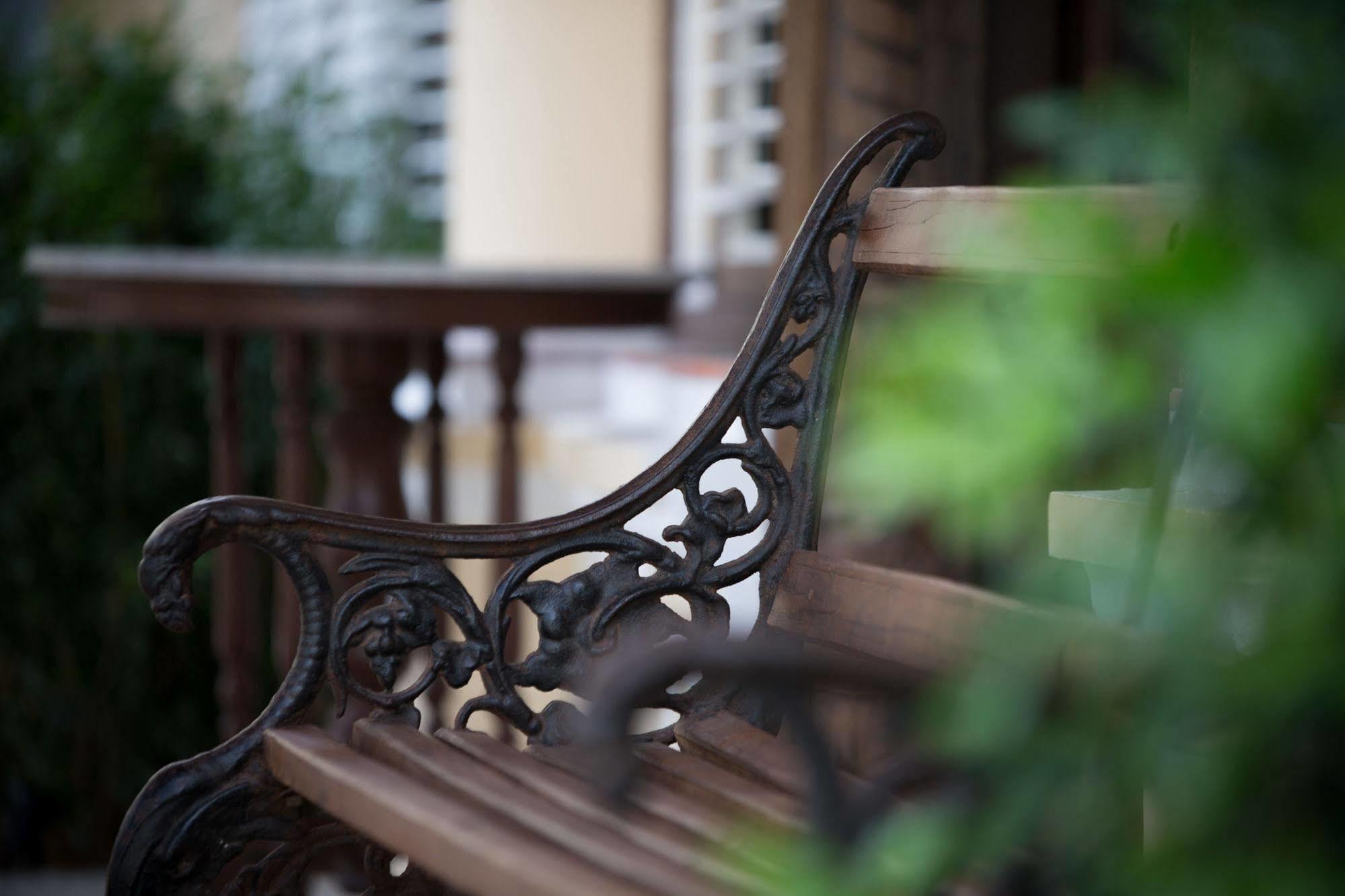 Jawi Peranakan Mansion George Town Bagian luar foto