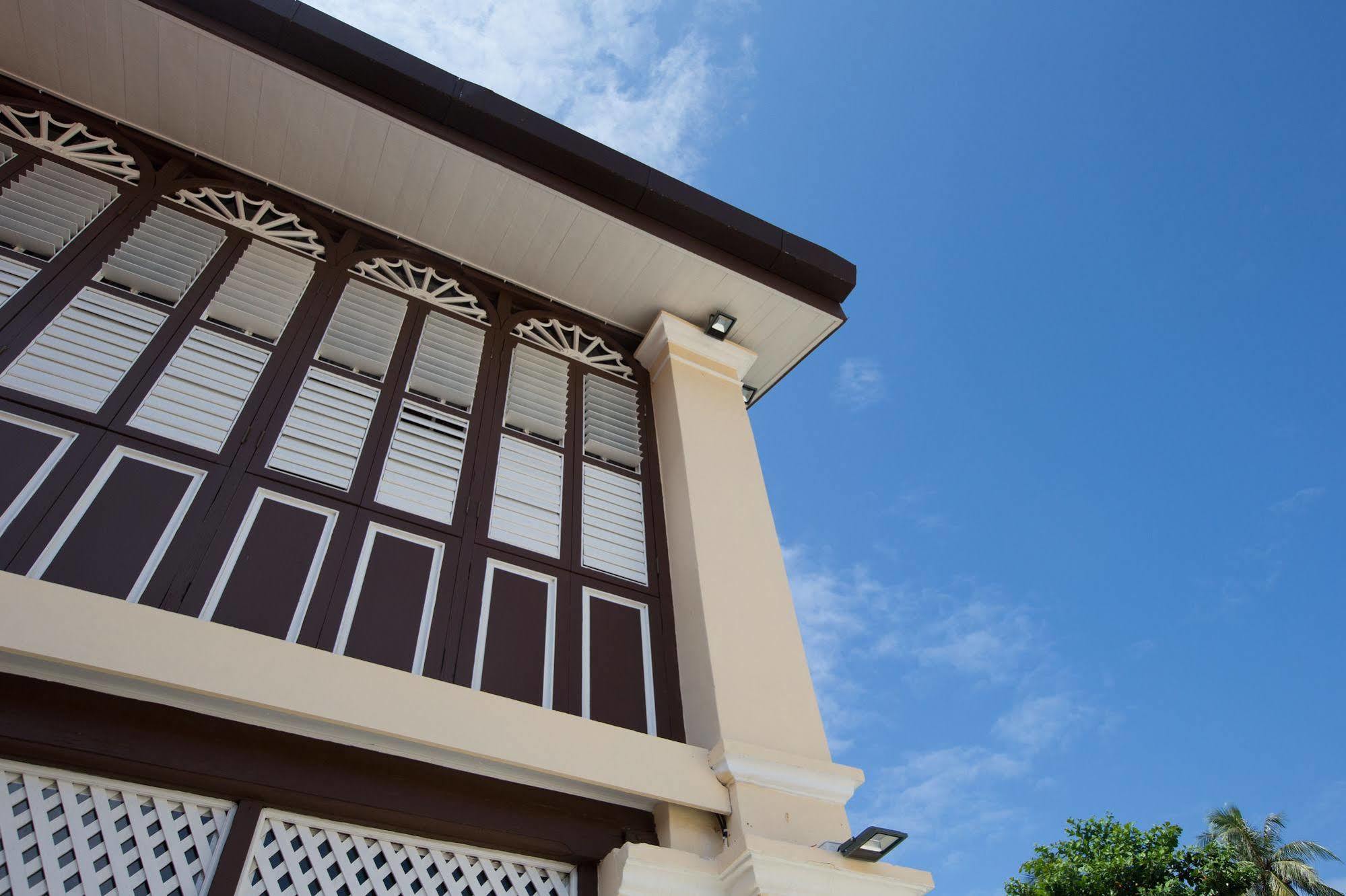 Jawi Peranakan Mansion George Town Bagian luar foto